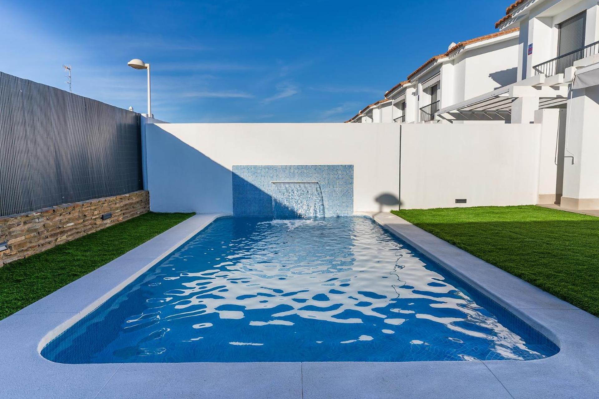 Pareado Con Piscina En El Rompidoヴィラ エクステリア 写真